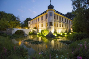Отель Chateau Třebešice  Кутна-Гора